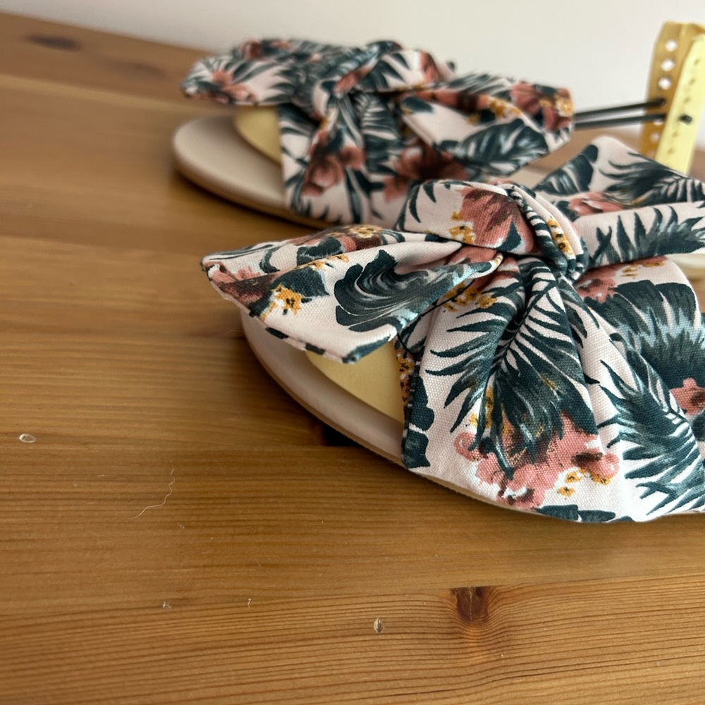 H&M Sandals - Picture 13 of 15